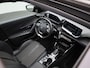 Peugeot e-2008 EV GT-Line 50 kWh | SCHUIF-KANTELDAK | CAMERA | NAVIGATIE | KLIMAATREGELING