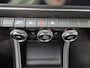 Renault Captur 1.3 mild hybrid 160 Rive Gauche Automaat / Apple Carplay Android Auto / Glazen schuif- en kanteldak / Cruise control / Achteruitrijcamera / Keyless Entry/Start / Draadloze telefoon lader /