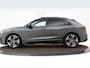Audi Q8 60 TFSIe 490pk Quattro S Line Competition · Luchtvering · 360 Camera · Servosluiting · Panoramadak · Elek. trekhaak · Stoelventilatie · 22'' Inch · Garantie t/m 12-02-2028 of 90.000km