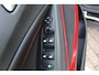 Opel Crossland 1.2-130pk Turbo GS Line. Sportieve en unieke auto ! Slechts 25.000km ! AGR stoelen, navigatie, telefoon voorbereiding., cruise cntrl, volautm. airco, metallic lak, 'Black-Red Line', LM wielen, Isofix etc.