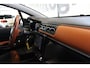 Citroën C3 1.2 PureTech S&S Shine | Incl. 12 maanden garantie | Apple CarPlay | Cruise control | Climate control | Navigatie | Mistlampen voor | Zwart dak |