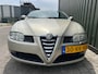 Alfa Romeo GT 2.0 JTS Distinctive met Nieuwe APK