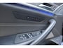 BMW 5-Serie 520i M-Sport High Executive Harman Kardon / Leder Dashboard / Camera / 19inch