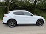 Alfa Romeo Stelvio 2.0 T AWD Super B-TECH | Harman Kardon | Panodak |