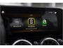 Mercedes-Benz B-klasse 200 Business Solution AMG | Panoramadak | Adapt. Cruise | Camera | Stoelverwarming