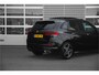 Mercedes-Benz B-klasse 200 Business Solution AMG | Panoramadak | Adapt. Cruise | Camera | Stoelverwarming