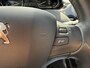 Peugeot 2008 1.2 PureTech Blue Lion Navi,Pano,Trekhaak,110pk,Airco,Cruise,Pdc,Dealer Onderhouden,Lmv,Nieuwe Apk bij Aflevering