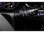 Toyota C-HR 1.2 Executive Automaat | Trekhaak 1300 KG | Stoelverwarming | Parkeersensoren Rondom | Lederen/stof Bekleding |