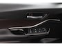Toyota C-HR 1.2 Executive Automaat | Trekhaak 1300 KG | Stoelverwarming | Parkeersensoren Rondom | Lederen/stof Bekleding |