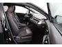 Toyota C-HR 1.2 Executive Automaat | Trekhaak 1300 KG | Stoelverwarming | Parkeersensoren Rondom | Lederen/stof Bekleding |