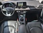 Hyundai i30 1.5 T-GDi MHEV Premium | Leder | Camera | Cruise Control | Stoel/Stuur Wiel Verwarming | Afn. Trekhaak |
