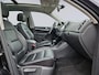Volkswagen Tiguan 2.0 TSI Sport&Style 4Motion /Apple Carplay/Panodak/Parkeersens. Rondom/Stoelverw./Trekhaak/Bi-Xenon/18''LMV/(MET GARANTIE*)