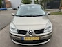 Renault Grand Scenic 2.0-16V Business L. PANO CRUISE CLIMA TRHK NAP!