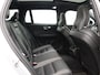 Volvo V60 B4 AUT(8) R-DESIGN SCHUIFDAK HARMAN KARDON 19INCH TREKHAAK KEYLE