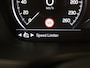 Volvo V60 B4 AUT(8) R-DESIGN SCHUIFDAK HARMAN KARDON 19INCH TREKHAAK KEYLE