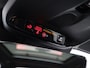 Volvo V60 B4 AUT(8) R-DESIGN SCHUIFDAK HARMAN KARDON 19INCH TREKHAAK KEYLE