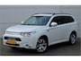 Mitsubishi Outlander PHEV 2.0 INSTYLE 4WD | PLUG IN HYBRID | LEER | SCHUIFDAK | TREKHAAK 1500KG | EERSTE EIGENAAR | ALL IN RIJKLAARPRIJS