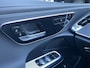 Mercedes-Benz E-klasse E 300 e AMG Line | Smartphone integratie | Achteruitrijcamera | Dodehoekassisent | Distronic | Spoorassistent | Winterpakket | Trekhaak