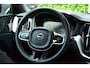 Volvo XC60 2.0 Recharge T8 AWD R-Design | Pano-dak | Massage | Camera |