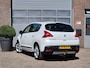 Peugeot 3008 1.6 THP Blue Lease Executive Panoramadak/Zwart leder/Trekhaak.