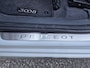 Peugeot 3008 1.6 THP Blue Lease Executive Panoramadak/Zwart leder/Trekhaak.