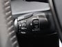 Peugeot 2008 Allure 1.2 PureTech 130PK EAT8 Automaat Navigatie, Achteruitrijcamera, Parkeersensoren, Dab, Apple Carplay. Android Auto