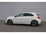 Mercedes-Benz A-klasse 180 Prestige (96.901Km Sportinterieur Clima Cruise Navi/Camera BiXenon 18InchLMV Pdc V+A PrivacyGlass)