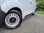 Citroën E-Jumpy L2 75 kWh 136pk AUTOMAAT | 354 KM WLTP | Airco | Cruise control | Bluetooth radio | Multimediascherm | Audiobediening stuurwiel | Parkeersensoren achter | Bestuurdersstoel comfort | Bank voorpassagiers | Tussenwand comfort met raam | e-PTO 400 | Laadkabel  3f. 11 kW | Reservewiel | van €45.396 voor €35.295 ex. BTW