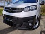 Opel Vivaro-e L3 75 kWh 136pk AUTOMAAT | ACTIE OP = OP! | Bestuurdersstoel comfort | Passagiersstoel | NAVI | Multimedia | Apple Carplay | Android Auto | Parkeersensoren achter | ECall pakket met geprogrammeerd voorverwarmen | Laadkabel | Reservewiel | van €48.120 voor €31.450 ex. BTW