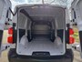 Opel Vivaro-e L3 75 kWh 136pk AUTOMAAT | ACTIE OP = OP! | Bestuurdersstoel comfort | Passagiersstoel | NAVI | Multimedia | Apple Carplay | Android Auto | Parkeersensoren achter | ECall pakket met geprogrammeerd voorverwarmen | Laadkabel | Reservewiel | van €48.120 voor €31.450 ex. BTW