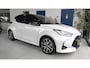 Toyota Yaris 1.5 Bi-Tone | Stoelverw | Apple/Android | Camera | Keyless |