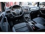 Volkswagen Touran 1.4 TSI Highline R | 7 persoons | Automaat | Cruise Control | Camera | Parkeer hulp | Navigatie |