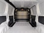 Opel Vivaro-e L3 75 kWh 136pk AUTOMAAT | ACTIE OP = OP! | Bestuurdersstoel comfort | Passagiersstoel | NAVI | Multimedia | Apple Carplay | Android Auto | Parkeersensoren achter | ECall pakket met geprogrammeerd voorverwarmen | Laadkabel | Reservewiel | van €48.120 voor €31.450 ex. BTW