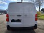 Opel Vivaro-e L3 75 kWh 136pk AUTOMAAT | ACTIE OP = OP! | Bestuurdersstoel comfort | Passagiersstoel | NAVI | Multimedia | Apple Carplay | Android Auto | Parkeersensoren achter | ECall pakket met geprogrammeerd voorverwarmen | Laadkabel | Reservewiel | van €48.120 voor €31.450 ex. BTW