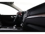 Volvo XC60 T6 PLUG-IN HYBRID AWD ULTIMATE BRIGHT *LONG RANGE* -PANO.DAK|HARMAN/KARDON|360°CAM|GEVENT.LEDER+MASSAGE|HEAD-UP DISP.|BLIS