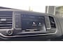 Opel Vivaro-e L3 75 kWh 136pk AUTOMAAT | ACTIE OP = OP! | NAVI | Multimedia | Carplay | Parkeersensoren achter | Bestuurdersstoel comfort | Bank voorpassagiers | ECall pakket met voorverwarmen | Reservewiel | van €48.685 voor €31.995 | N0001