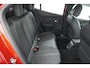 Peugeot 2008 1.2 130pk Allure Pack Automaat | Navigatie | Parkeer Camera | Cruise Control | LED Koplampen |