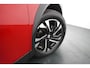 Peugeot 2008 1.2 130pk Allure Pack Automaat | Navigatie | Parkeer Camera | Cruise Control | LED Koplampen |