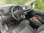 Opel Vivaro-e L3 75 kWh 136pk AUTOMAAT | ACTIE OP = OP! | 2-zits | Passagiersstoel voorin | NAVI | Multimedia | Carplay | Parkeersensoren achter | ECall pakket met voorverwarmen | Bestuurdersstoel comfort | Reservewiel | van €48.685 voor €31.995 | N0001