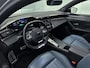 Peugeot 308 GT Hybrid 225 pk Automaat | Navigatie | Elektrisch Glazen Panoramadak | Rondomzicht Camera | Alcantara Bekleding | Verwarmde Sportstoelen | Matrix LED Koplampen | Head-up Display | Dodehoek Detectie | Adaptieve Cruise Control | 18" Lichtmetalen Velgen | Apple Carplay/Android Auto |