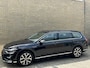 Volkswagen Passat Variant 1.4 TSI PHEV GTE | Adaptieve cruise | Navigatie | LED | DAB | Apple CarPlay | Elektrische achterklep | Camera | PDC voor+achter | Volledig onderhouden!