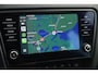 Skoda Octavia Combi 1.0 TSI Business Edition Trekhaak Navigatie Clima Stoelverwarming Cruise 16 inch LMV Carplay Android Parkeersensor