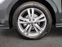 Volkswagen Polo 1.0 TSI R-Line Edition 95PK DSG (Automaat) | LED koplampen | Parkeersensoren | Navigatie via app | Inklapbare spiegels |