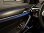 BMW 5-Serie Touring 530e xDrive M-Sport HEAD-UP/LASER/ACC/TREKHAAK/360CAMERA/ALCANTARA/KEYLESS/SHADOW-LINE/DRIVING ASS PRO/SFEER/STUUR+STOELVERWARMING/LIVE COCKPIT/M-AERODYNAMIC/SOPHISTOGRAU/VOLLEDIG BMW DEALER HISTORIE