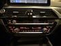 BMW 5-Serie Touring 530e xDrive M-Sport HEAD-UP/LASER/ACC/TREKHAAK/360CAMERA/ALCANTARA/KEYLESS/SHADOW-LINE/DRIVING ASS PRO/SFEER/STUUR+STOELVERWARMING/LIVE COCKPIT/M-AERODYNAMIC/SOPHISTOGRAU/VOLLEDIG BMW DEALER HISTORIE