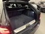 BMW 5-Serie Touring 530e xDrive M-Sport HEAD-UP/LASER/ACC/TREKHAAK/360CAMERA/ALCANTARA/KEYLESS/SHADOW-LINE/DRIVING ASS PRO/SFEER/STUUR+STOELVERWARMING/LIVE COCKPIT/M-AERODYNAMIC/SOPHISTOGRAU/VOLLEDIG BMW DEALER HISTORIE
