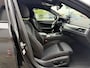 BMW 5-Serie Touring 530e xDrive M-Sport HEAD-UP/LASER/ACC/TREKHAAK/360CAMERA/ALCANTARA/KEYLESS/SHADOW-LINE/DRIVING ASS PRO/SFEER/STUUR+STOELVERWARMING/LIVE COCKPIT/M-AERODYNAMIC/SOPHISTOGRAU/VOLLEDIG BMW DEALER HISTORIE