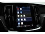 Volvo V60 2.0 T6 Plug-in hybrid AWD Ultra Dark |Pano-dak | Bowers & Wilkins | Massage | 360 camera | Head-up |