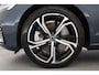 Volvo V60 2.0 T6 Plug-in hybrid AWD Ultra Dark |Pano-dak | Bowers & Wilkins | Massage | 360 camera | Head-up |
