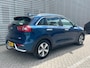 Kia Niro 1.6 GDi Hybrid First Edition / Navigatie / Parkeer sensoren achter / Half leer / Trekhaak